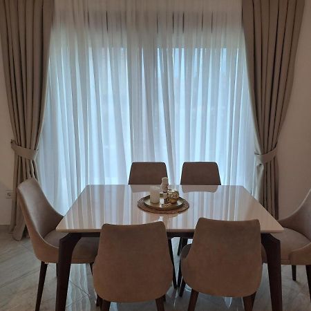 Lux Apartment Jovanovic Tivat Exterior foto