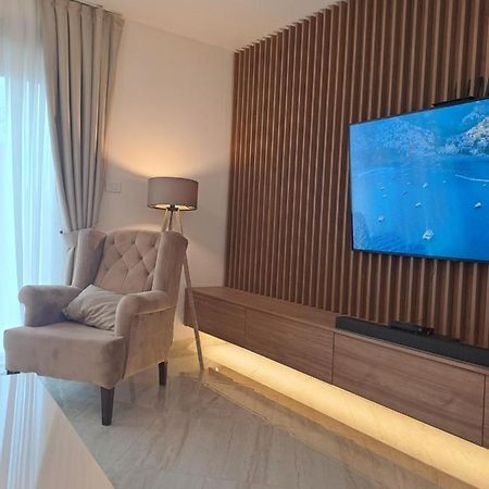 Lux Apartment Jovanovic Tivat Exterior foto