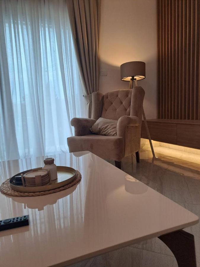 Lux Apartment Jovanovic Tivat Exterior foto